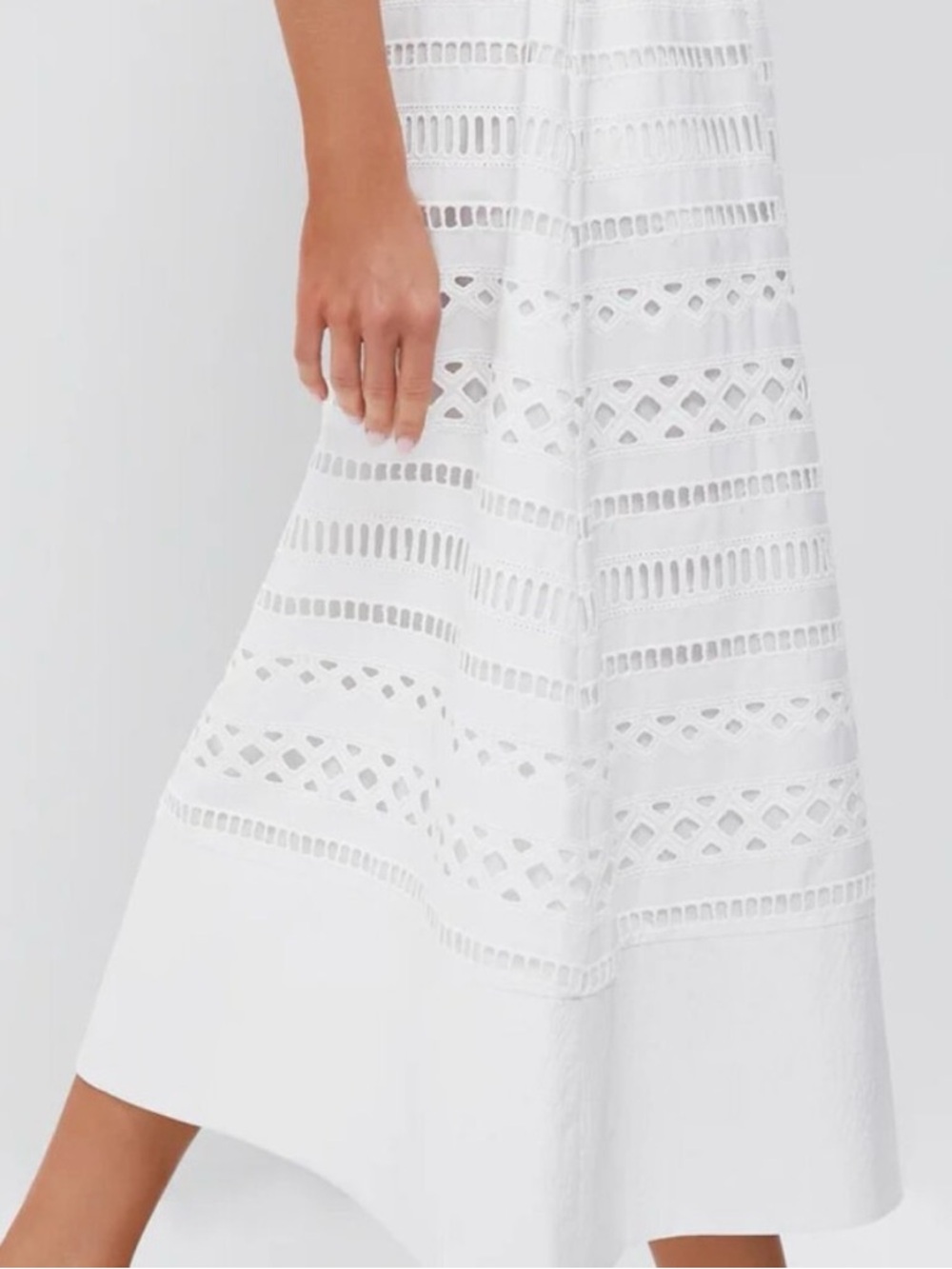 Tuckernuck x Studio McGee NWT White Cotton Eyelet Laurel Skirt size medium - Picture 3 of 9